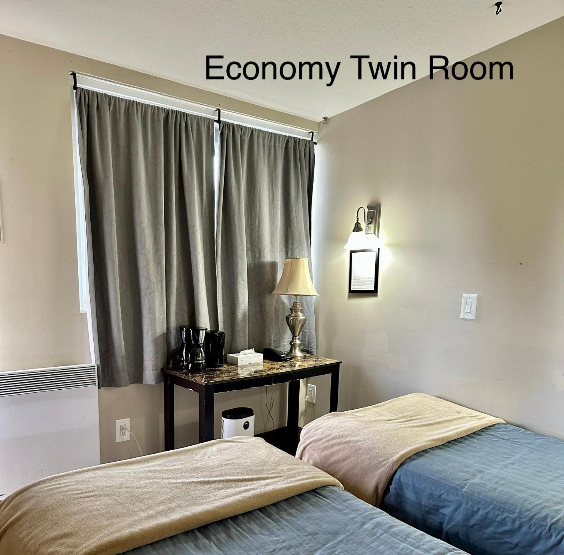 אוקלולט West Coast Motel On The Harbour מראה חיצוני תמונה