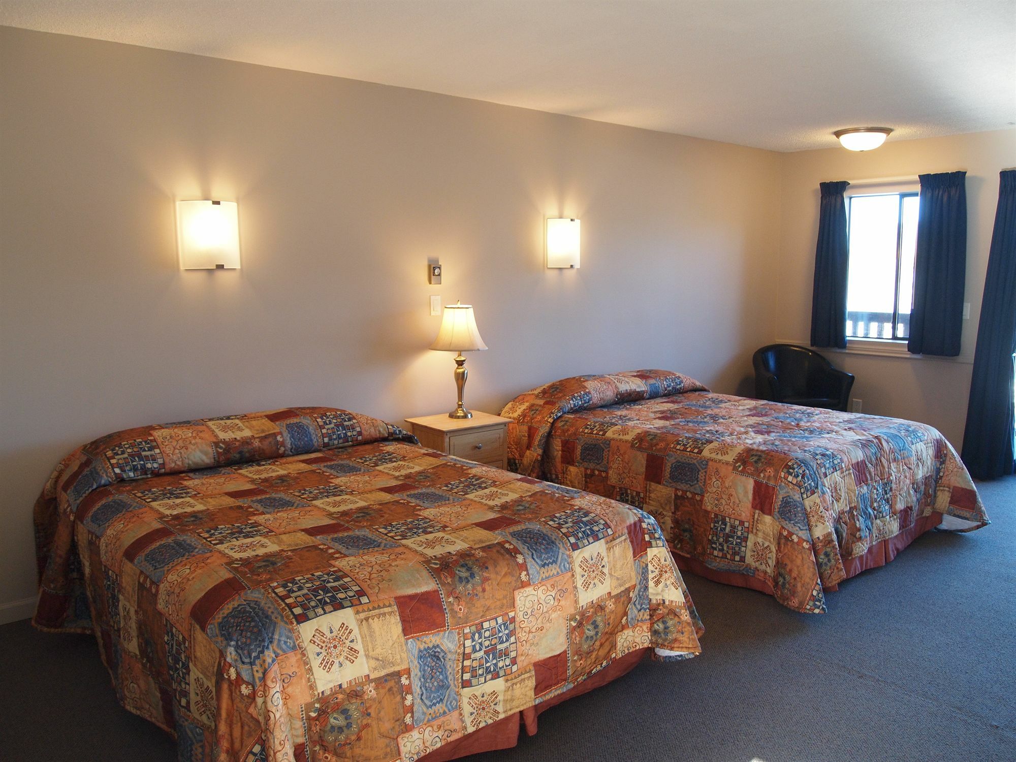 אוקלולט West Coast Motel On The Harbour מראה חיצוני תמונה